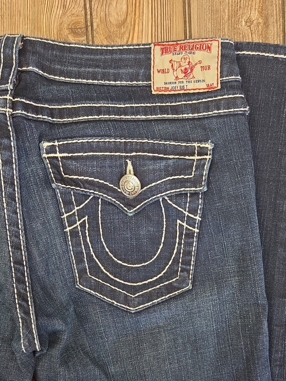 VTG True Religion Twisted Curved Seam Flare Jeans - Size 32 - Picture 2 of 13